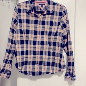 Tommy Hilfiger plaid button down shirt